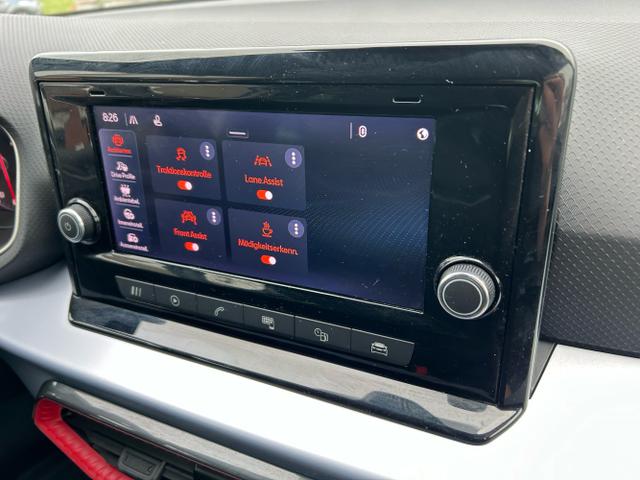 Seat / Arona / Wei&szlig; / / / 1.0 TSI DSG / Sitzheizung