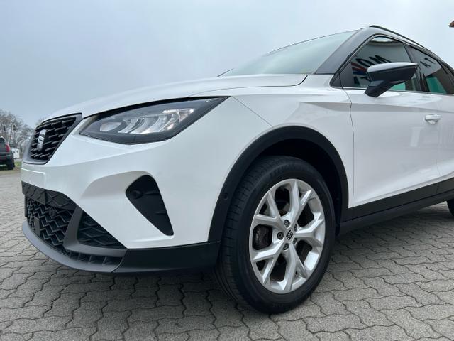 Seat / Arona / Wei&szlig; / / / 1.0 TSI DSG / Sitzheizung