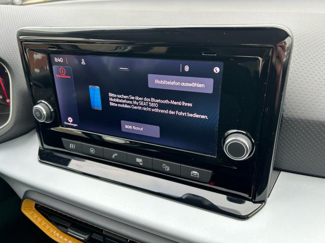 Seat / Arona / Grau / / / 1.0 TSI DSG / Wireless Full Link