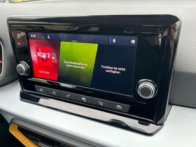 Seat / Arona / Grau / / / 1.0 TSI DSG / Wireless Full Link