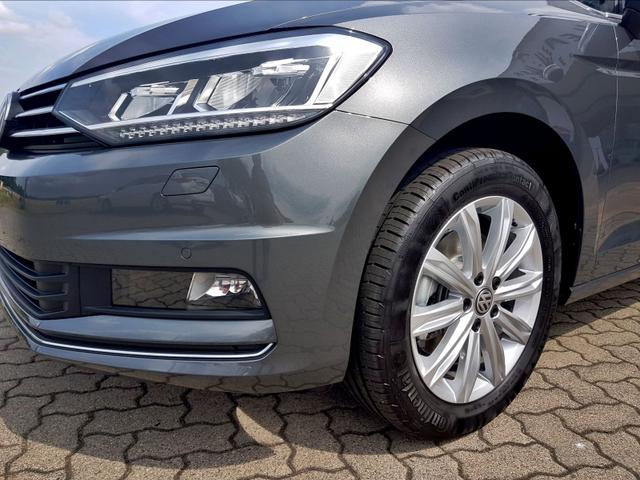 Volkswagen / Touran /  /  /  / 