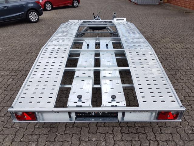 TEMA / Temared Car / / / / 