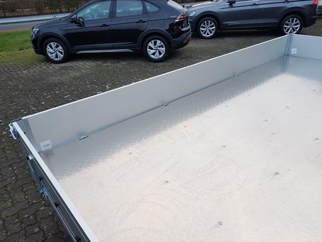 TEMA / Temared Tipper / / / / 