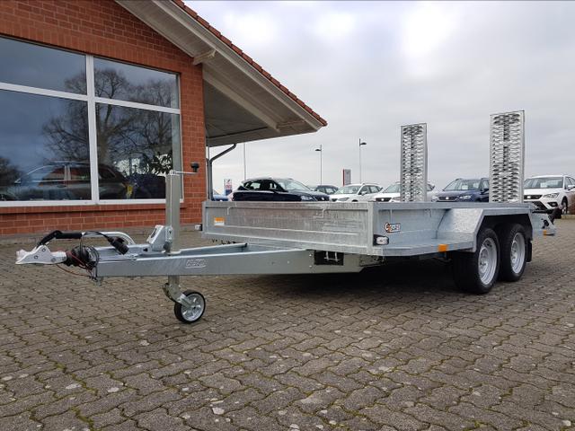 Saris / Transporter / / / / 