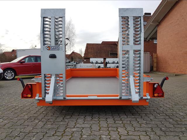 Saris Transporter MG 306 170 3500 2 / Magnum Explorer Baumaschinentransporter Orange 