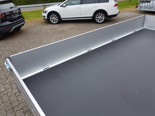 Saris / Hochlader / / / / 