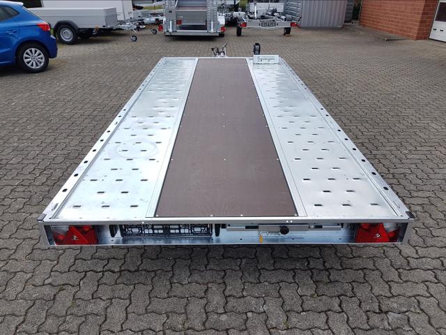 TEMA / Temared Carkeeper / / / / 