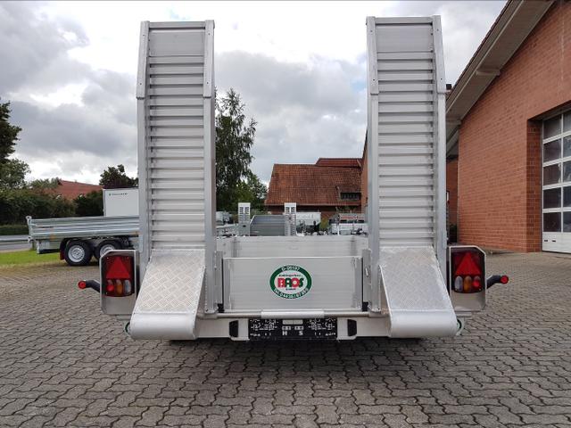 Baos / Baos M-Serie / / / / 