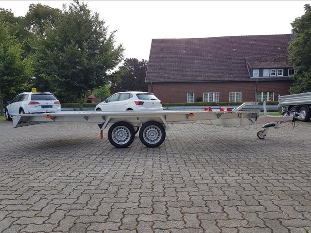 Pongratz / L-AT / / / / 