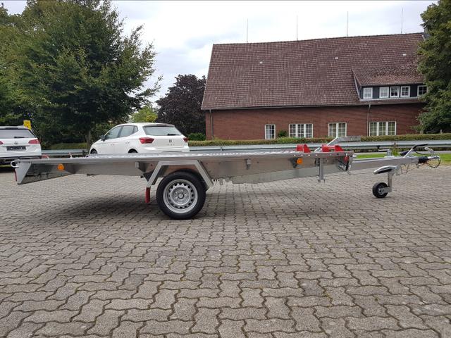 Pongratz / Fahrzeugtransporter / / / / 