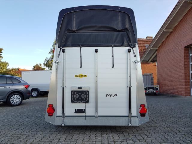 Humbaur / Pferdeanhänger / / / / 