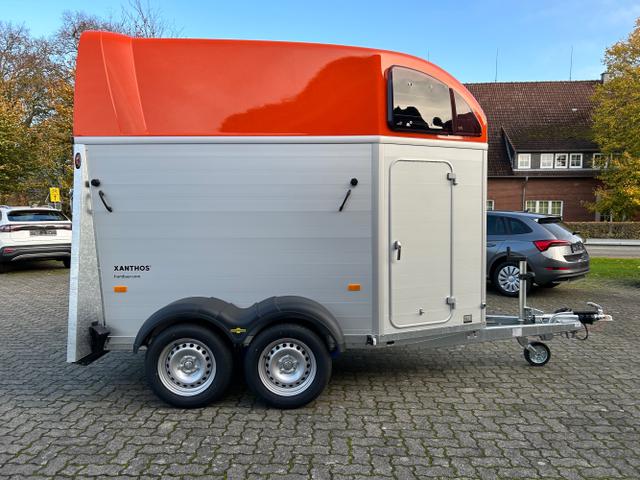 Humbaur / Pferdeanhänger / / / / Xanthos 2400 2,4t 100km/h