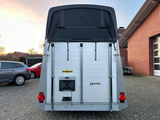 Humbaur / Pferdeanhänger / / / / 