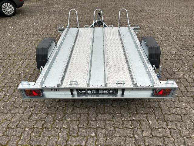 TEMA / Temared Moto / / / / 3 Premium 750kg Motorradtransporter 100km/h Alubodenplatte