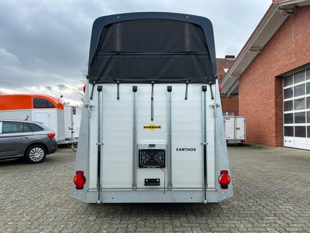 Humbaur / Pferdeanhänger / / / / Xanthos 2400 2,4t 100km/h Sattelkammer Dark Blue