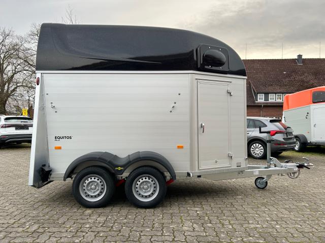 Humbaur / Pferdeanhänger / / / / Equitos Alu Black 2000 2,0t 100km/h Hecktür