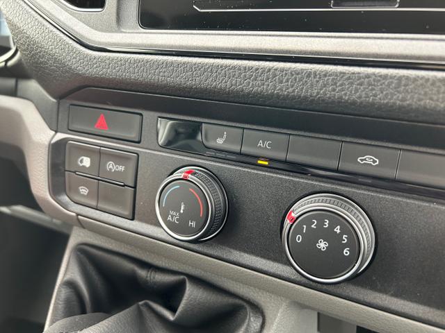 MAN / TGE Kastenwagen / Weiß / / / 3.140 2.0 TDI HD MR 4x4 L3H3 / Sperre