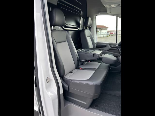 MAN / TGE Kastenwagen / Weiß / / / 3.140 2.0 TDI HD MR 4x4 L3H3 / Sperre