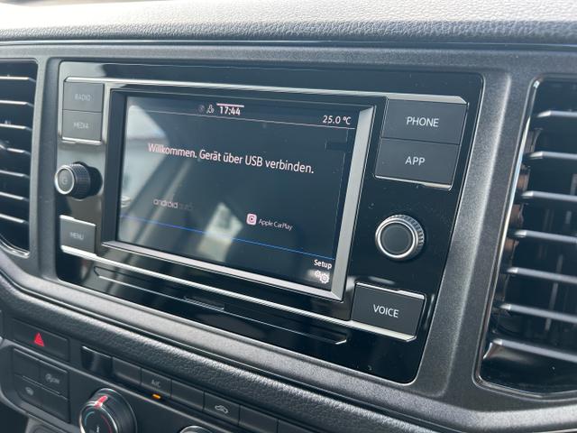 MAN / TGE Pritsche DoKa / Weiß / / / 3.180 2.0 TDI MR 4x4 DSG / Sperre