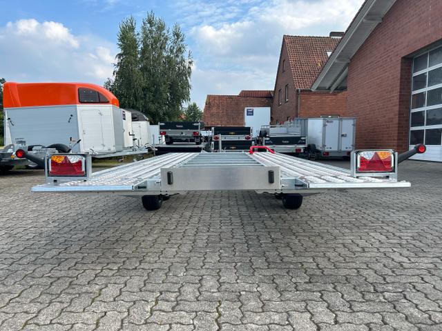 Lorries / Autotransporter / / / / 