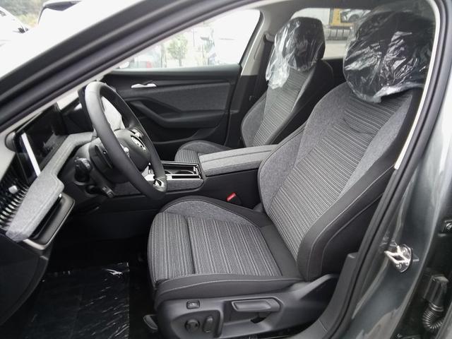 Skoda Superb Combi Selection 2.0 TDI 7-Gang-DSG 4x4 