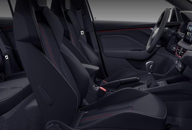 Skoda Kamiq Monte Carlo TSI 150 DSG MonteC Pano Matrix ACC Kam SHZ 