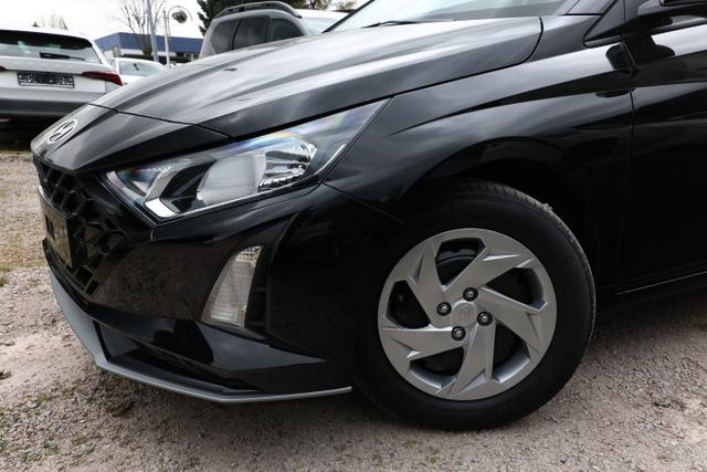 Hyundai i20 Select DCT MY26 Nav Kam PDC Klima Temp CarP 