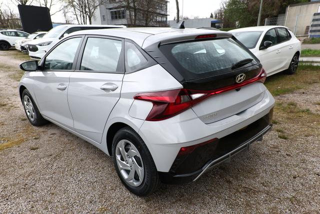 Hyundai i20 Select DCT MY26 Nav Kam PDC Klima Temp CarP 