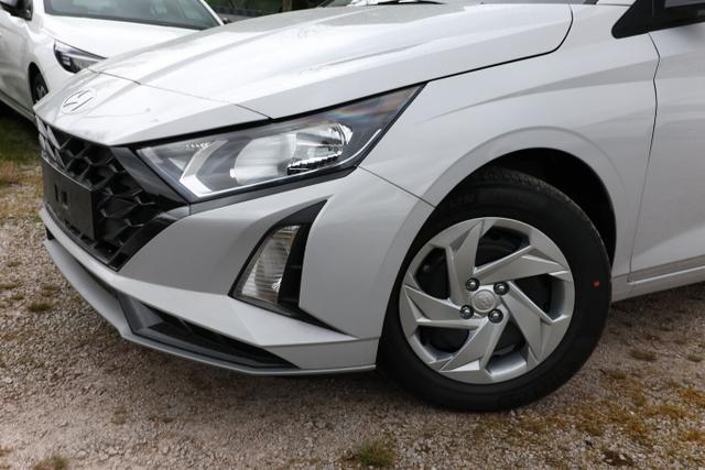 Hyundai i20 Select DCT MY26 Nav Kam PDC Klima Temp CarP 