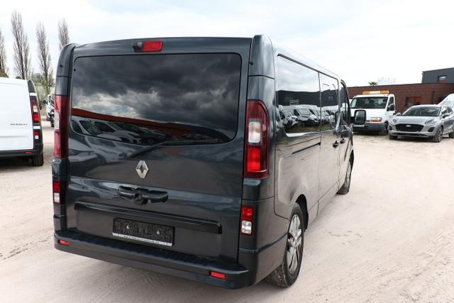Renault Trafic Grand SpaceClass dCi 145 L2 7S Nav PDC 