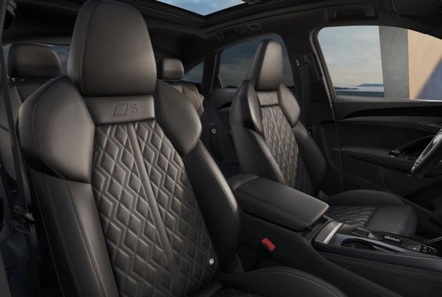 Audi Q5 Sportback S line Sportb TDI 2xS NeuMod TechPro Nappa Pano 