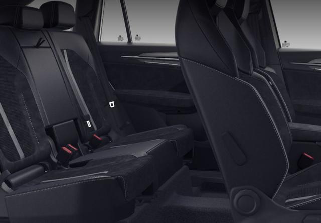 Skoda Kodiaq Sportline eTSI DSG Sportl AHK Matrix Nav ACC Kessy 