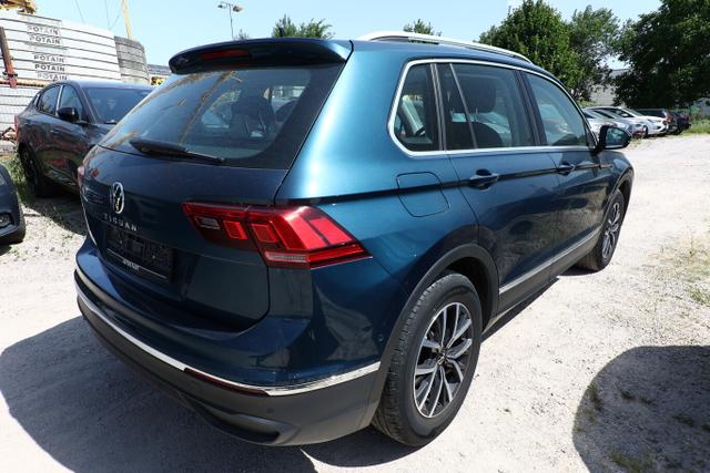 Volkswagen Tiguan LIFE 1.5 TSI 150 Pano AHK ParkAs AppC SHZ 