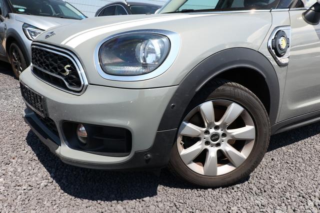 MINI Countryman Cooper SE ALL4 Steptr. Nav PDC LM17Z 