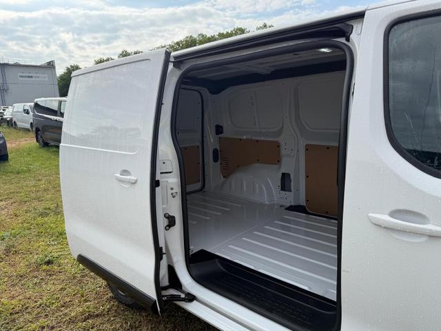 Citroën Jumpy Kastenwagen M 145 EAT8 Nav Kam ModuWork LookP Dynamic 