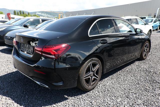 Mercedes-Benz A-Klasse AMG Line A 200 Lim Nav SHZ ParkAs LM18Z LED KeyL 