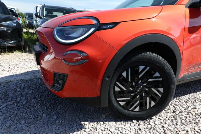 Fiat 600 MHEV 110 DCT PDC360° Keyl SHZ Kam Klimaaut 