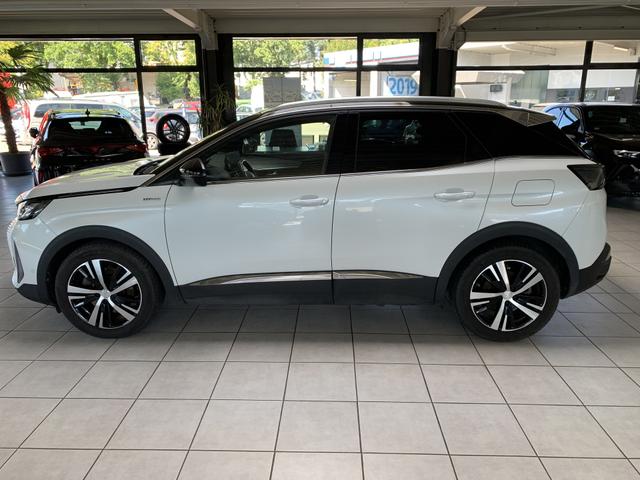 Peugeot 3008 GT NAVI+RFK+SHZ+EPH 