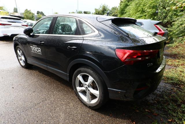 Audi Q3 Sportback quattro 45 TFSI S tronic Nav LM19Z 