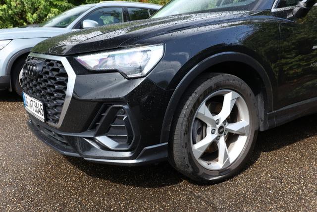 Audi Q3 Sportback quattro 45 TFSI S tronic Nav LM19Z 