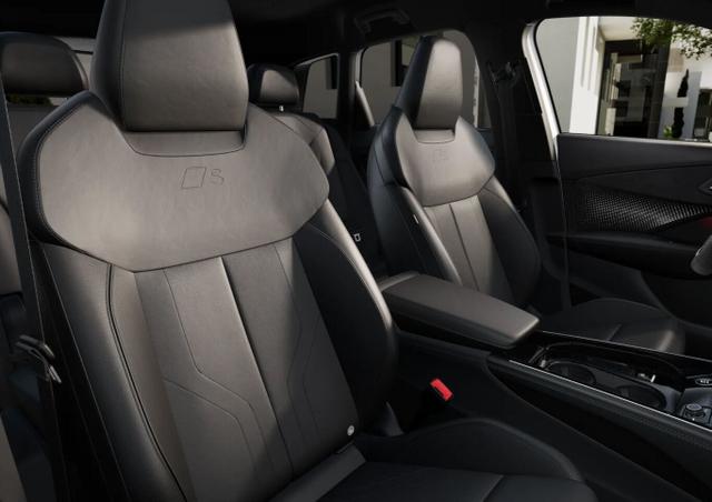 Audi Q3 S line TFSI 204 quattro 2xS neuesMod Tech+ Pano 