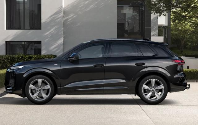 Audi Q3 S line TFSI 204 quattro 2xS neuesMod Tech+ Pano 