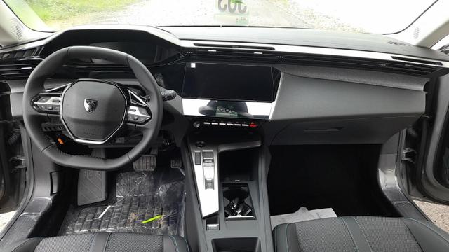 Peugeot 308 Allure 130 EAT8 Nav Keyl Kam ACC MirroL PDC 