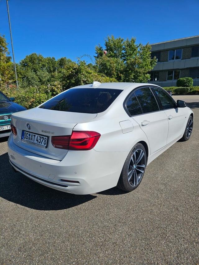 BMW 3er Sport Line Shadow 320 d Leder Harman SchiebeD 