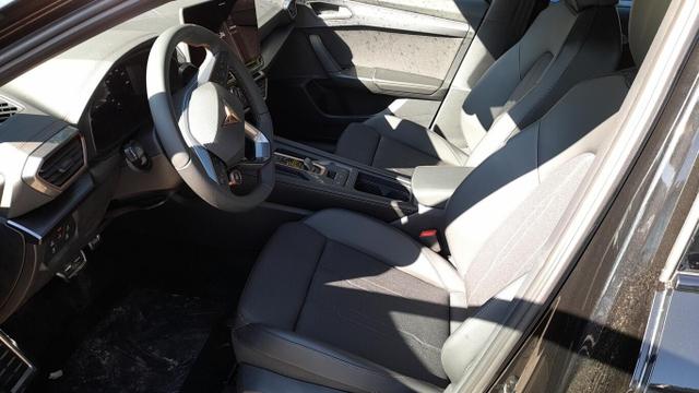 Cupra Leon Sportstourer ST eTSI DSG IntelliD Pano Matrix Edge SHZ 