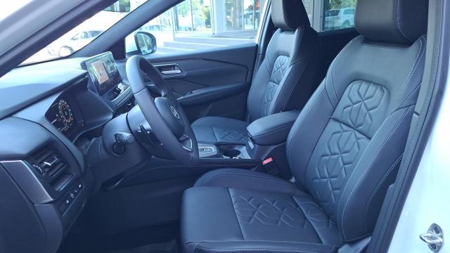 Nissan Qashqai Tekna 158 MHEV HUD Matrix ACC eHK 360° 