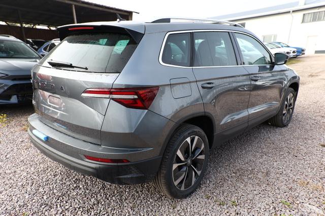 Skoda Karoq Selection DSG Pano AHK NavC SideA Leder ACC Kessy 