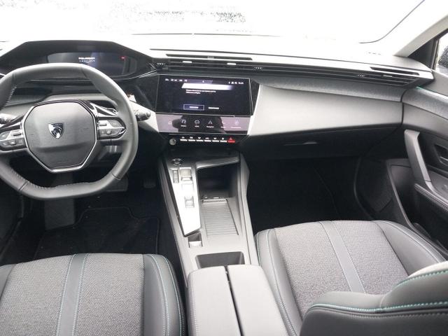 Peugeot 308 Allure Pack 1.2 PureTech 130 Aut Nav Kam PDC 