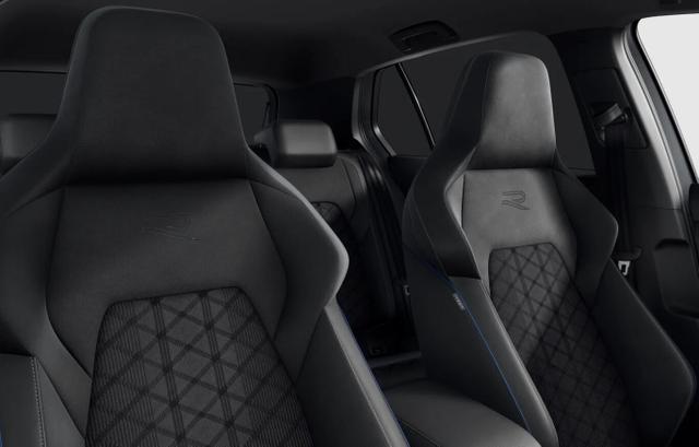 Volkswagen Golf 8 1.5 eTSI 150 DSG R-Line Matrix AHK 5J.Gar 