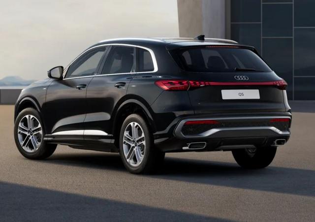 Audi Q5 S line TFSI 204 neues Modell Tech Pano PrivG 